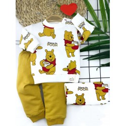 9-12-18-24 Ay Pooh Baskılı Yaka Çıtçıtlı Uzun Kollu Sweatli 2li Kız Erkek Bebek Takımı 9-12-18-24 Ay Pooh Baskılı Yaka Çıtçıtlı Uzun Kollu Sweatli 2li Kız Erkek Bebek Takımı