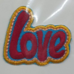 Aplike Ütü İle Yapışan Love Arma 4x2 Cm Aplike Ütü İle Yapışan Love Arma 4x2 Cm