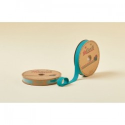 Biye Koton Katlı D40 Zümrüt Yeşili 2 Cm 25 Metre %65 Koton %35 Polyester Biye Koton Katlı D40 Zümrüt Yeşili 2 Cm 25 Metre %65 Koton %35 Polyester