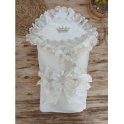 Yenidoğan Harika Kelebek Nakışlı Trilüks Kundak Bebek Battaniyesi Yenidoğan Harika Kelebek Nakışlı Trilüks Kundak Bebek Battaniyesi