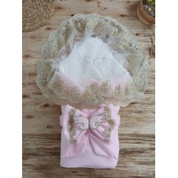 Yenidoğan Soft Kumru Melek Kanat Fiyonklu Gold Çift Dantel Duvaklı Trilüks Kundak Bebek Battaniyesi Yenidoğan Soft Kumru Melek Kanat Fiyonklu Gold Çift Dantel Duvaklı Trilüks Kundak Bebek Battaniyesi