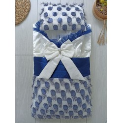 Yenidoğan İzmir İncisi Tül İşlemeli Pamuklu Fiyonklu Kundaklı Lüks 3lü Alt Açma Seti Yenidoğan İzmir İncisi Tül İşlemeli Pamuklu Fiyonklu Kundaklı Lüks 3lü Alt Açma Seti