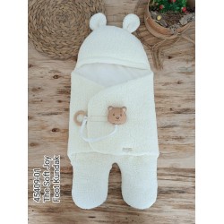 Yenidoğan Kulaklı Şapkalı Açılır Kucaklı Cırt Kapamalı Ayaklı Bebek Battaniyesi Kundak Yenidoğan Kulaklı Şapkalı Açılır Kucaklı Cırt Kapamalı Ayaklı Bebek Battaniyesi Kundak