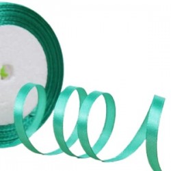 Saten Kurdele 6 Mm Su Yeşili 70 Metre Saten Kurdele 6 Mm Su Yeşili 70 Metre