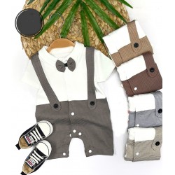 3-6-9-12 Ay Papyon Detaylı Çizgili Salopet Görünümlü Erkek Bebek Tulumu 3-6-9-12 Ay Papyon Detaylı Çizgili Salopet Görünümlü Erkek Bebek Tulumu