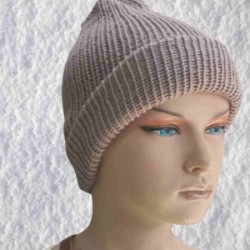 El Örgüsü Doğal Yün Ve Akrilik Karışımlı Sıcacık Kış Beresi Vizon Renk El Örgüsü Doğal Yün Ve Akrilik Karışımlı Sıcacık Kış Beresi Vizon Renk