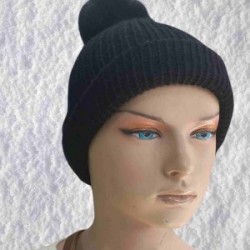 El Örgüsü Doğal Yün Ve Akrilik Karışımlı Sıcacık Kış Beresi Siyah Renk El Örgüsü Doğal Yün Ve Akrilik Karışımlı Sıcacık Kış Beresi Siyah Renk