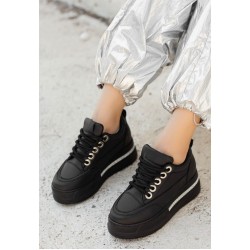 Lulu Siyah Cilt Bağcıklı Spor Ayakkabı Lulu Siyah Cilt Bağcıklı Spor Ayakkabı