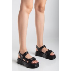 Saide Siyah Cilt Cırt Cırtlı Sandalet Saide Siyah Cilt Cırt Cırtlı Sandalet