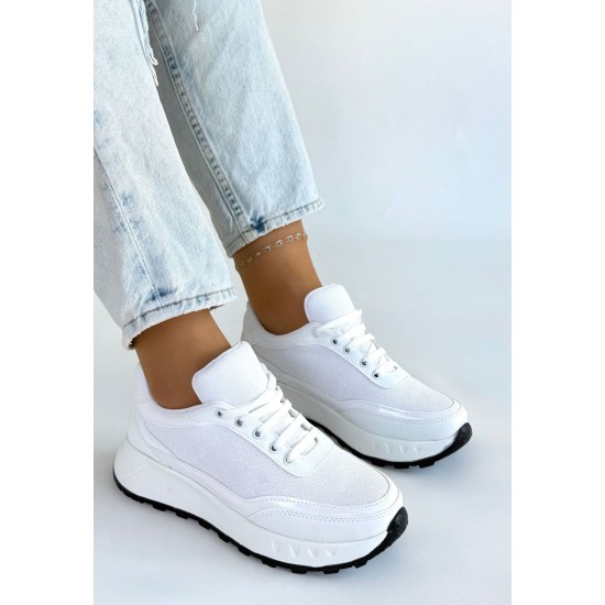 Edva Beyaz Cilt Bağcıklı Spor Ayakkabı